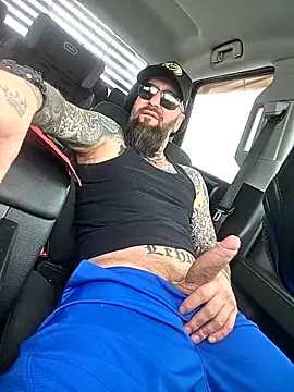 Beardedtattood's Live XXX Chat