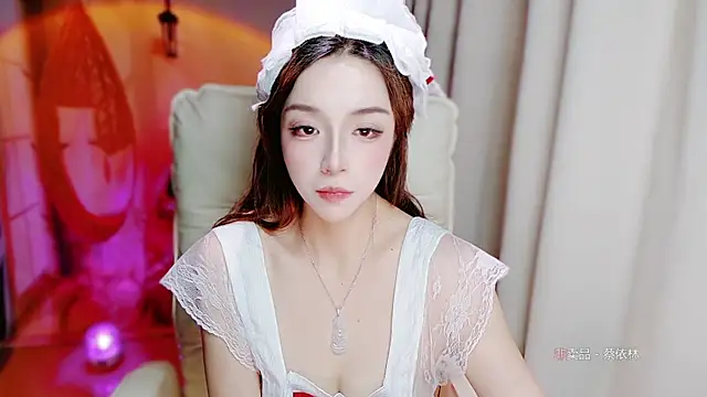 zizi-aのライブXXXチャット