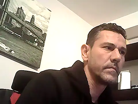 mastercharisma35's Live XXX Chat