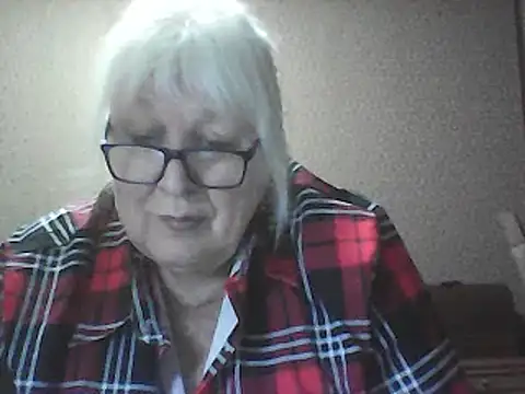 Alexia64231's Live XXX Chat