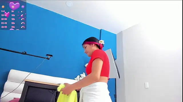 letty_straus Adlı Modelin Canlı XXX Sohbeti