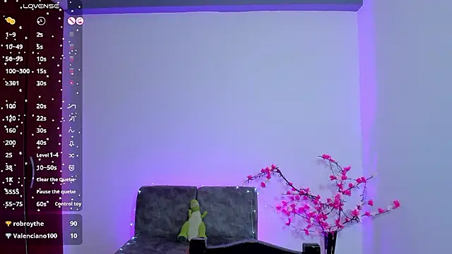 Chatroom XXX en direct de CamilaHarperr_