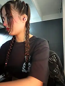 Онлайн чат XXX Celeste_Moretti