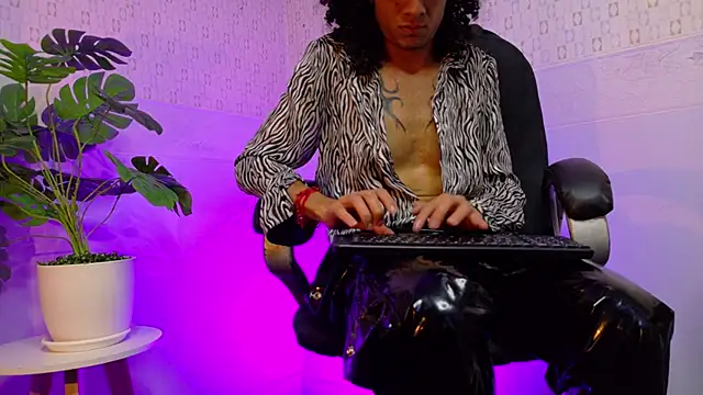 4L3JXn Live XXX chat