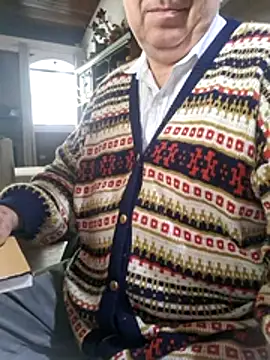 ratomau élő XXX-chatje