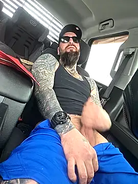 BeardedtattoodのライブXXXチャット