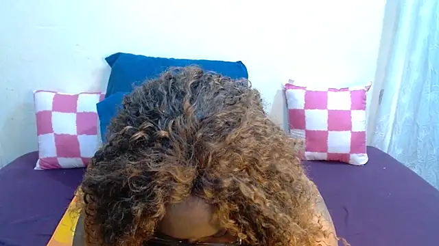 دردشة Boobgoddess الجنسية المباشرة