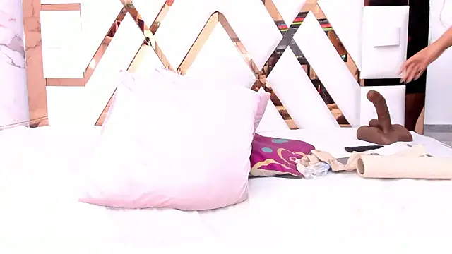 KonnySumer's Live XXX Chat