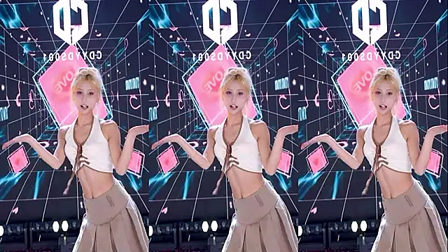 cdyyds003's Live XXX Chat