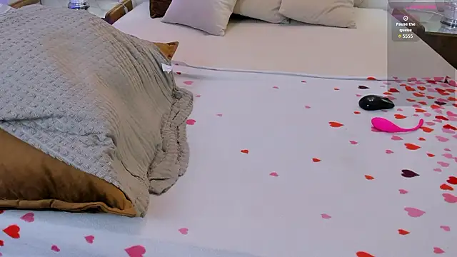 NaughtyLoryy: απευθείας συνομιλία ΧΧΧ