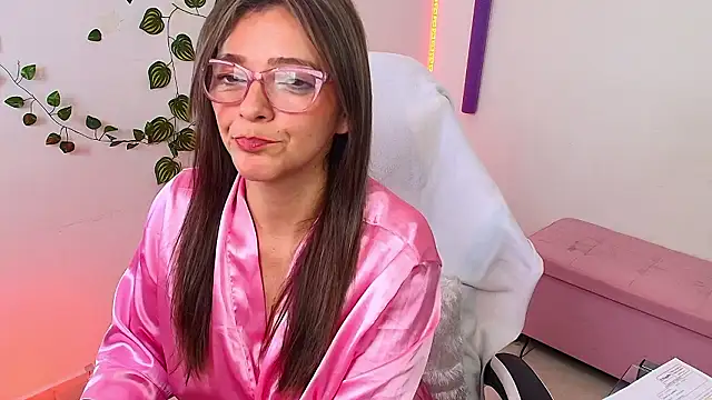 Carol_Miss2 Chat XXX live