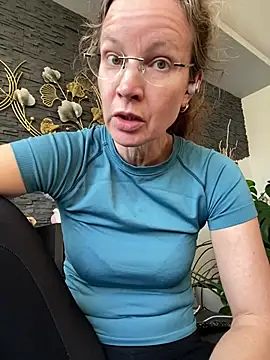 Chatroom XXX en direct de AnnikaRose