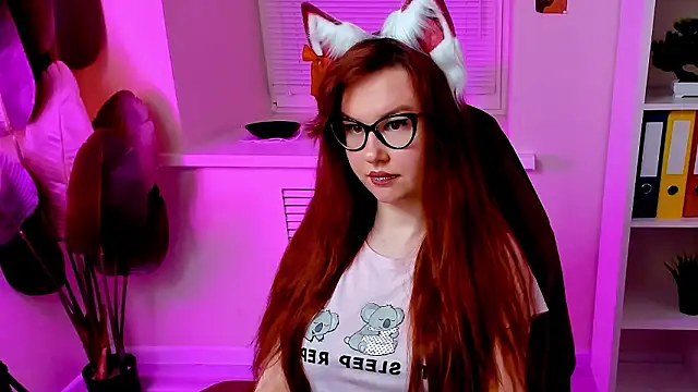 CarolGiggly's Live XXX Chat