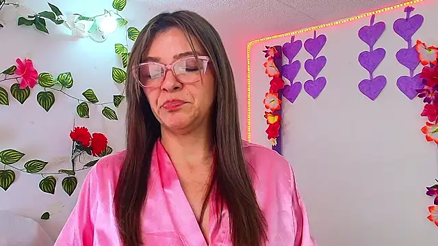 دردشة Carol_Miss2 الجنسية المباشرة