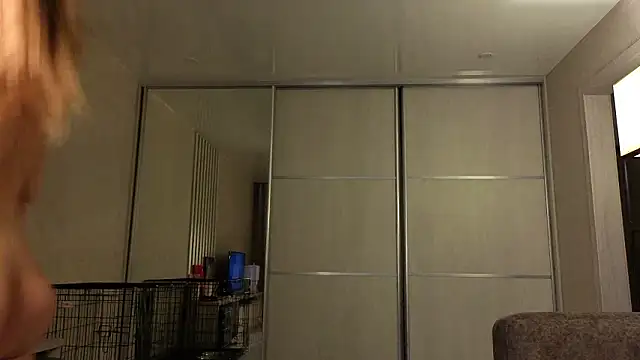 LovelyKatea's Live XXX Chat