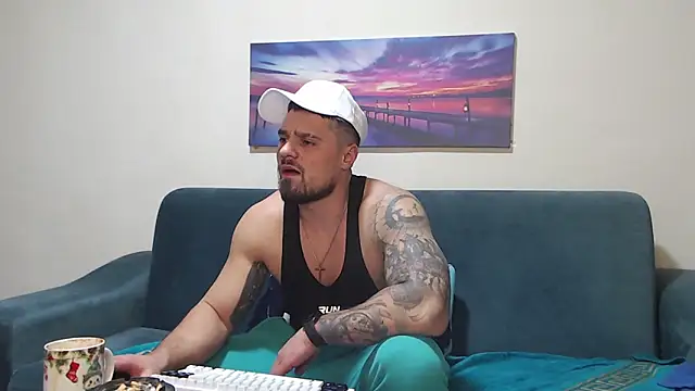 Czat XXX na żywo – Tiberius_hunk