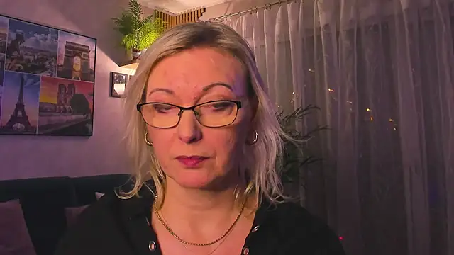 XXX chat uživo modela vanessa_chat