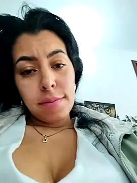 Luianna's Live XXX Chat