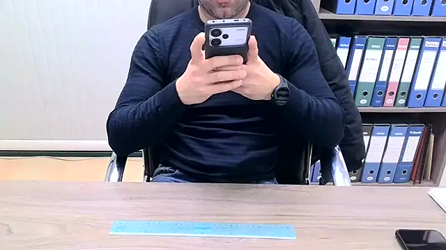 Evasionee Chat XXX in diretta