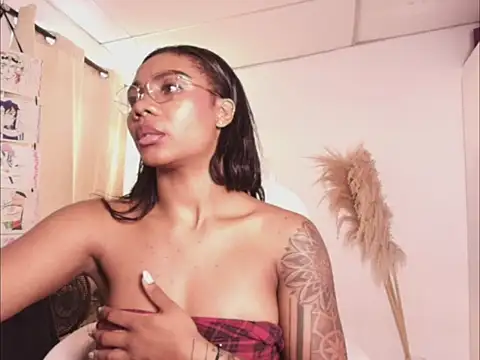 Miss_Benz's Live XXX Chat