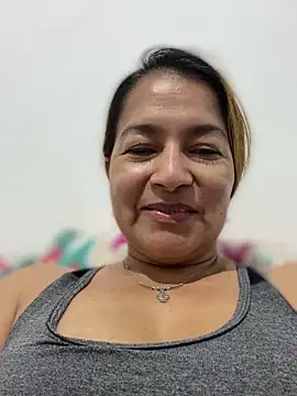 Jlo_69's Live XXX Chat