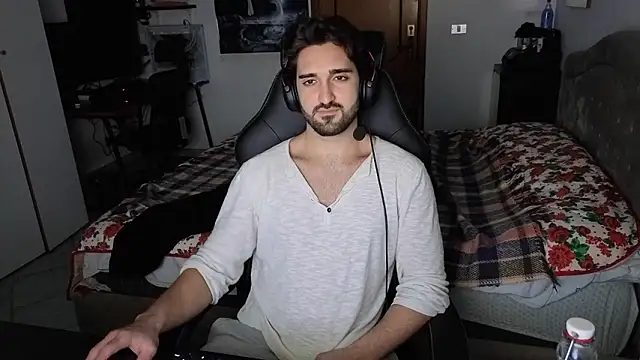 Al3xox02のライブXXXチャット