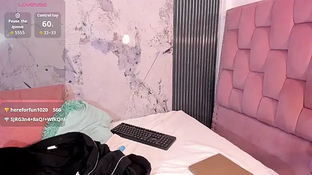 elena_wolff's Live XXX Chat