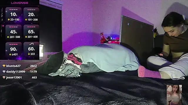 Blondiewithanass' Live XXX Chat