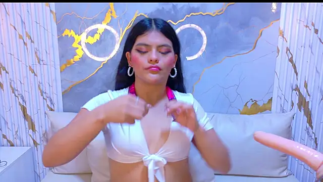 دردشة NIKIBUNNY الجنسية المباشرة