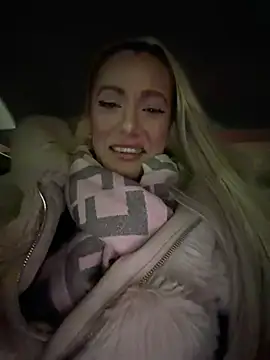 adya-aly Chat XXX in diretta