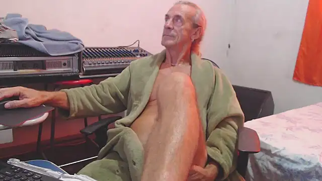 corola1956 Live XXX-Chat