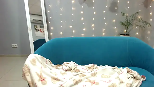 Sunny_blond élő XXX-chatje