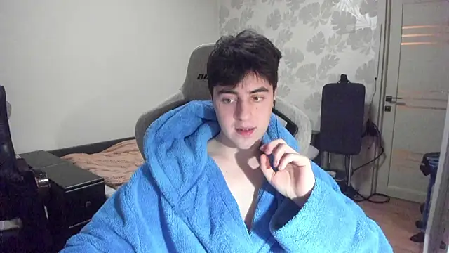 Knuckles17 – Naživo XXX chat