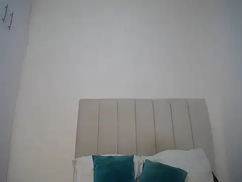 Pretty_Liya08 live XXX chat