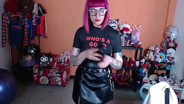 MissMiia2 – Naživo XXX chat