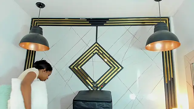 EmilyDiaaz's Live XXX Chat