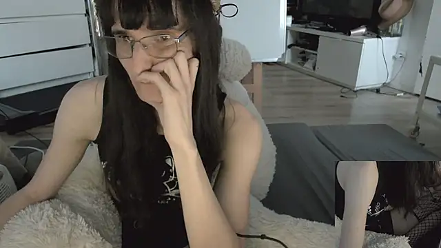 Chat XXX ao vivo de CeriseLapine