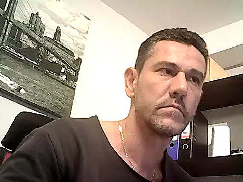 mastercharisma35 Chat XXX in diretta