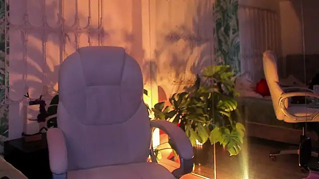 _sharlotte777: онлайн-секс-чат