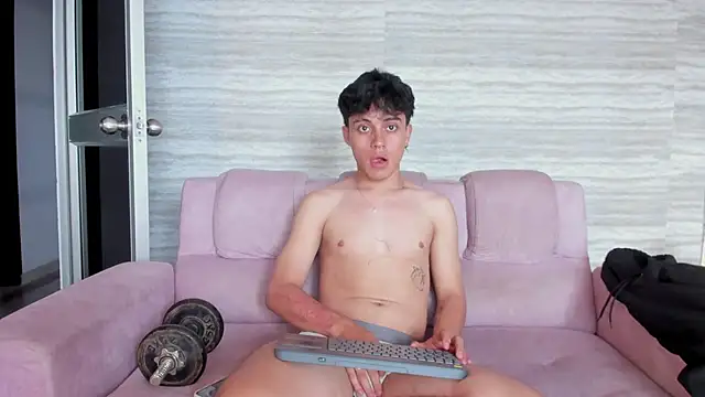 Živý XXX chat Dani_rivass