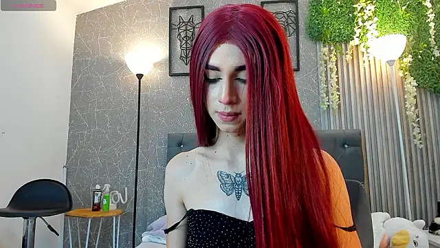 lana_gill1's Webcam Show