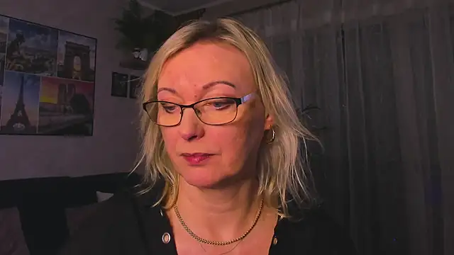 vanessa_chat's Webcam Show