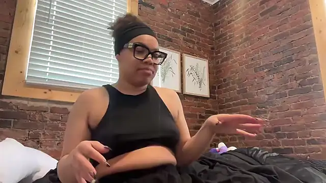 zahrabliss' Live XXX Chat