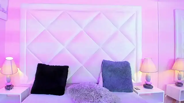 Miaa_Smithh__ 即時 XXX 聊天