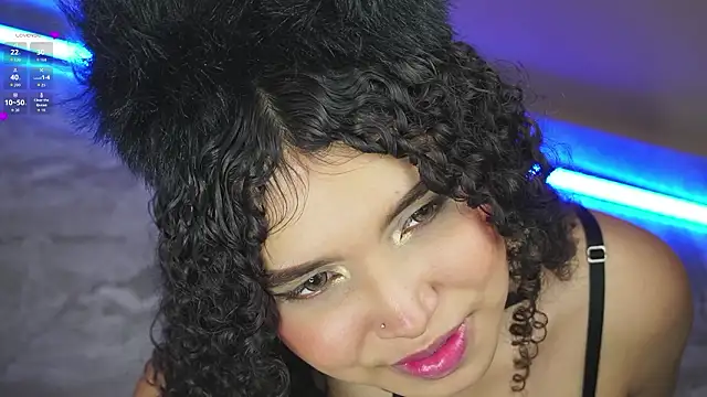 Онлайн чат XXX EloiseSweetxx