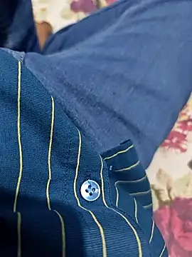 AqueousCrepe's Webcam Show