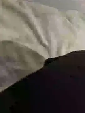 Ivan9iutt's Live XXX Chat