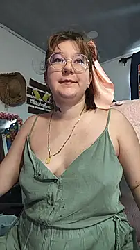 HunnyyLove Live XXX-chat