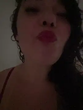 Mari_valda2's Live XXX Chat