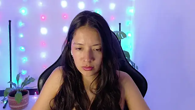 Sarasavage's Live XXX Chat